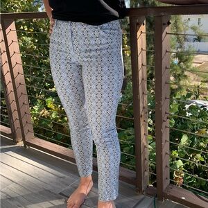 Elliott Lauren Geometric Pattern Shades of Blue Pants. Sz 8 lightweight